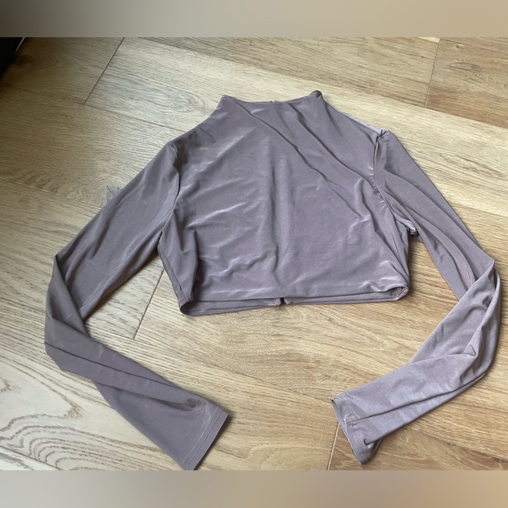 Club London cropped long sleeve mock neck 6